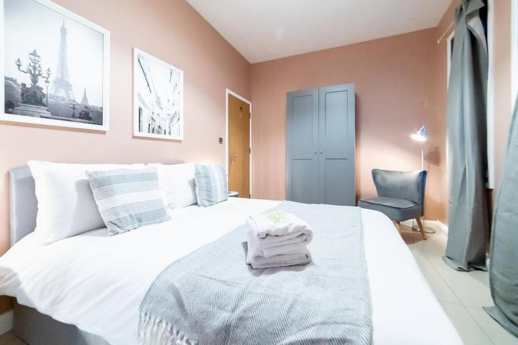 2 Bedroom Apartment London Exteriör bild