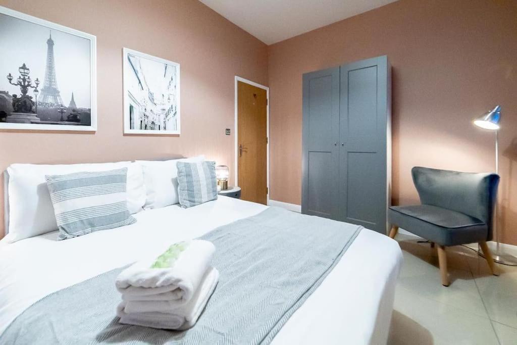 2 Bedroom Apartment London Exteriör bild